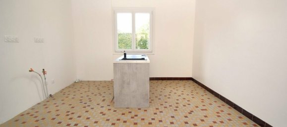 4 bedrooms House in Saint-Lubin-des-Joncherets, France No. 161420 3