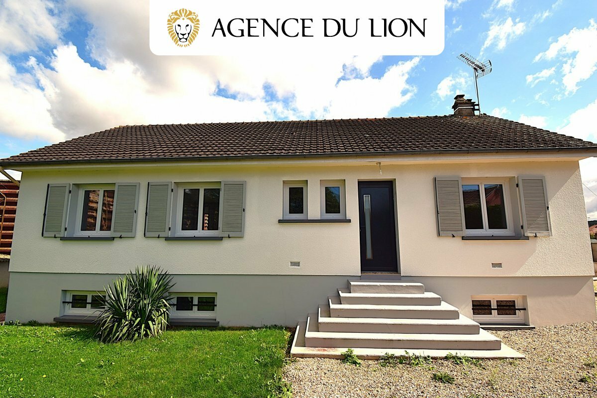 4 bedrooms House in Saint-Lubin-des-Joncherets, France No. 161420