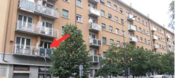 Квартира с 2 комнатами в Милан, Италия № 241047 11