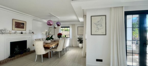 5 bedrooms Villa in Marbella, Spain No. 24703 21