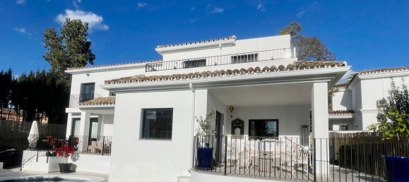 5 bedrooms Villa in Marbella, Spain No. 24703 43