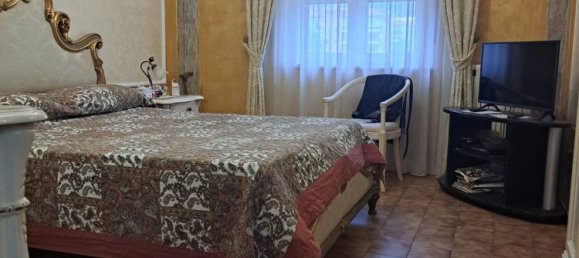 4 Schlafzimmer Wohnung in Avellino, Italy, Nr. 344296 7