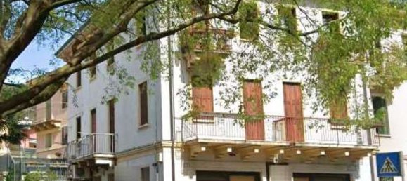 Gewerbliche Immobilie in Verona, Italy 115m², Nr. 380400 4