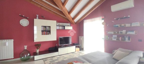 1 bedroom Apartment in Vizzola Ticino, Italy No. 327320 3
