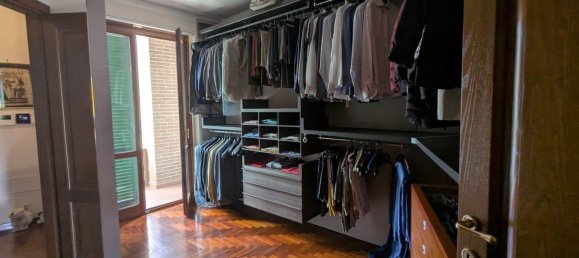 7 bedrooms Villa in Pisa, Italy No. 326375 4