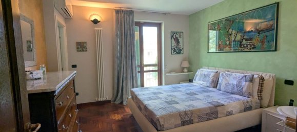 7 bedrooms Villa in Pisa, Italy No. 326375 2