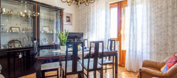 2 bedrooms Villa in Castel Sant'Angelo, Italy No. 381030 8