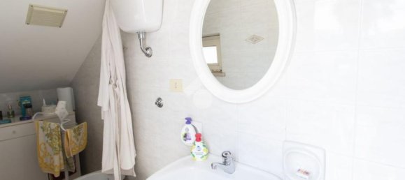 2 bedrooms Villa in Castel Sant'Angelo, Italy No. 381030 22