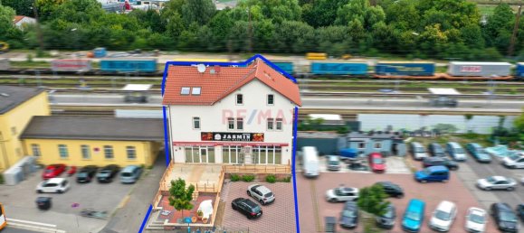 8-salle Bâtiment à Ludwigshafen am Rhein, Germany No. 321682 5