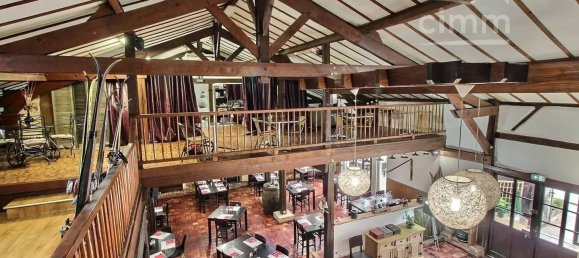 5 rooms Commercial property in Bourges, France No. 67984 4