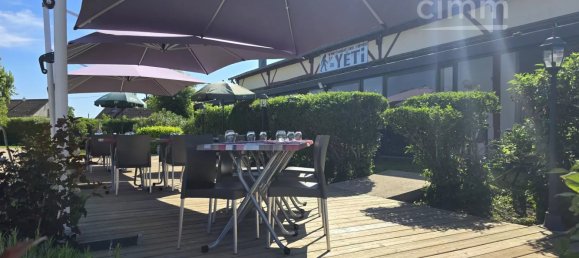 5 rooms Commercial property in Bourges, France No. 67984 2