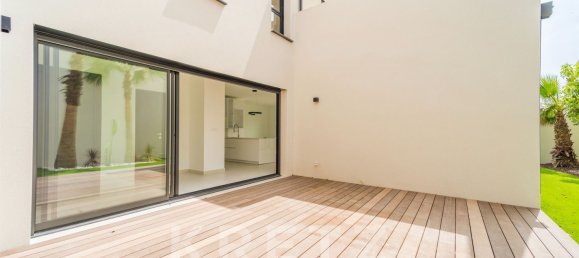 4 Schlafzimmer Villa in Agde, France, Nr. 280023 2