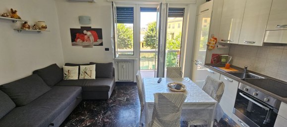 3 Schlafzimmer Wohnung in Genoa, Italy, Nr. 327474 6