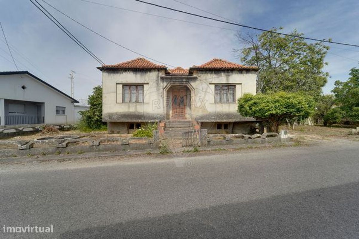 4 Schlafzimmer Haus in Oliveira do Bairro, Portugal, Nr. 335045