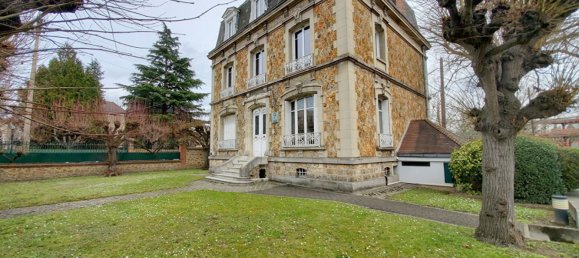 Коммерческая недвижимость 240м² в Ардрикур, Франция № 176985 2