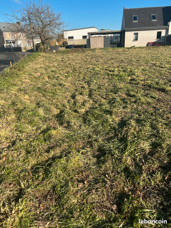 Grundstück in Tredarzec, France, Nr. 326674