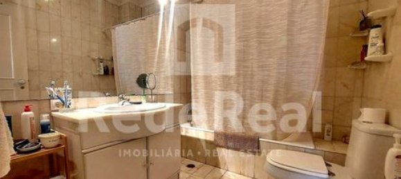 Квартира с 3 спальнями в Фару, Португалия № 190155 17