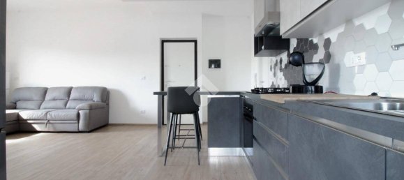 2 Schlafzimmer Wohnung in Pavia, Italy, Nr. 381391 9