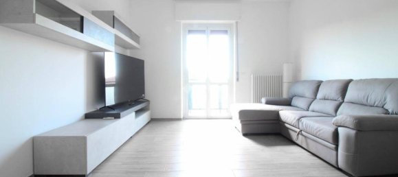 2 Schlafzimmer Wohnung in Pavia, Italy, Nr. 381391 2