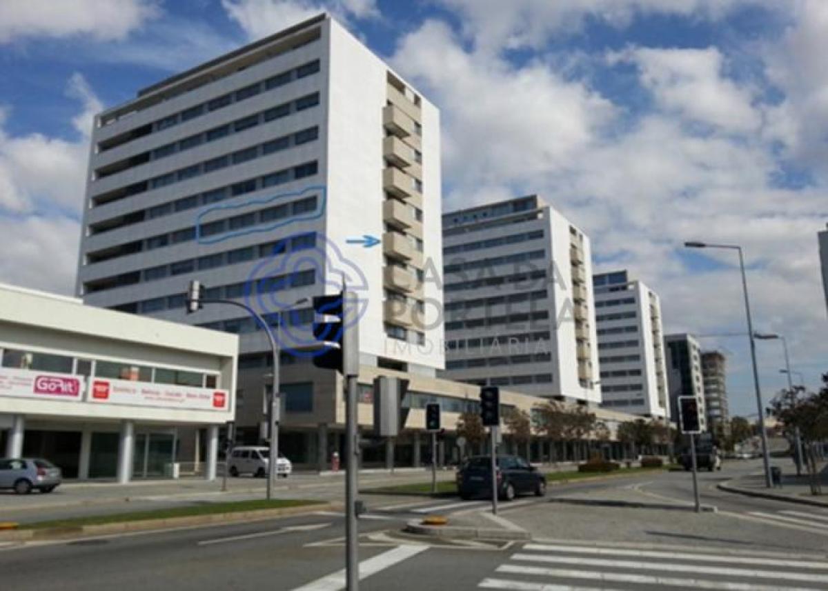 4 chambres Appartement à Porto, Portugal No. 5682