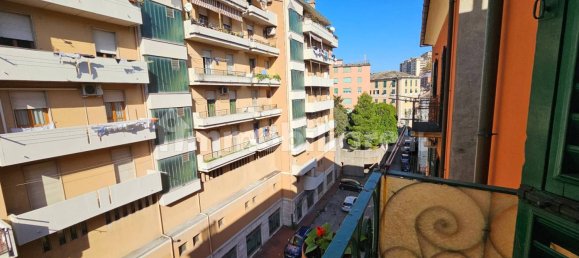 4 bedrooms Apartment in Genoa, Italy No. 32689 40