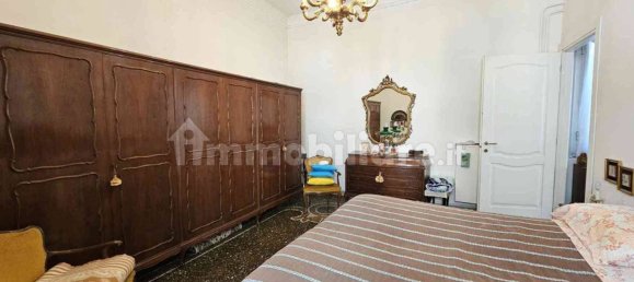 4 bedrooms Apartment in Genoa, Italy No. 32689 37