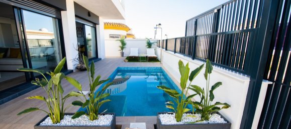 3 bedrooms Villa in Roldan, Spain No. 10487 2