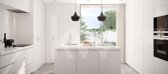 3 bedrooms Apartment in Porto, Portugal No. 44420 5