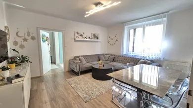 3غرفة شقة في Hallein, Austria رقم 259531