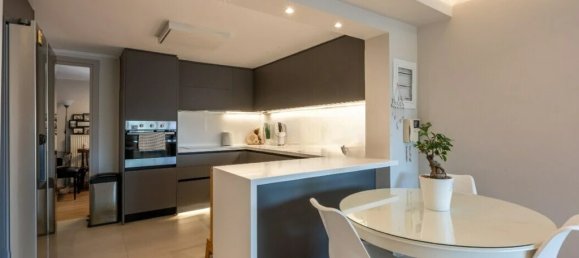 3 bedrooms Apartment in Nea Smyrni, Greece No. 2743 2