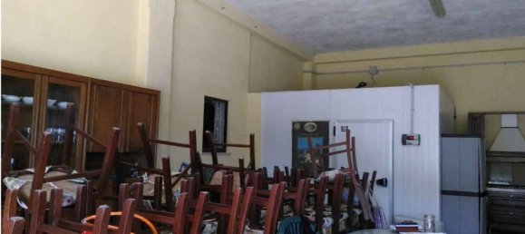 7 rooms Apartment in Luzzi, Italy No. 181456 12