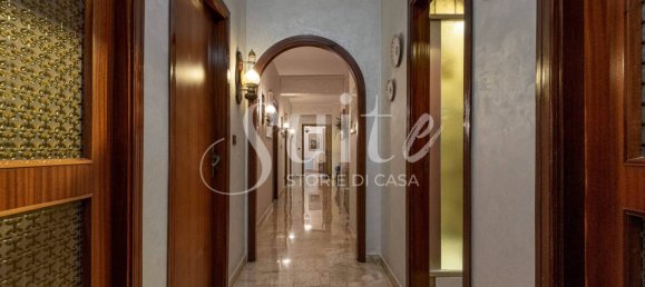 4 bedrooms Apartment in Palermo, Italy No. 221802 83