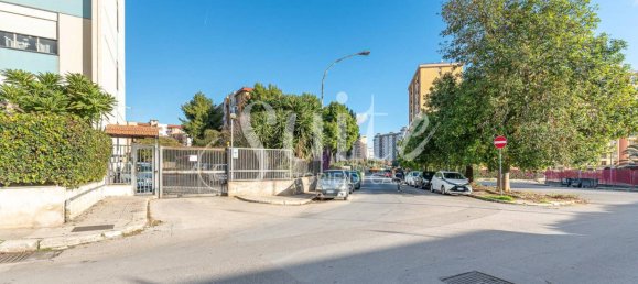 4 bedrooms Apartment in Palermo, Italy No. 221802 78