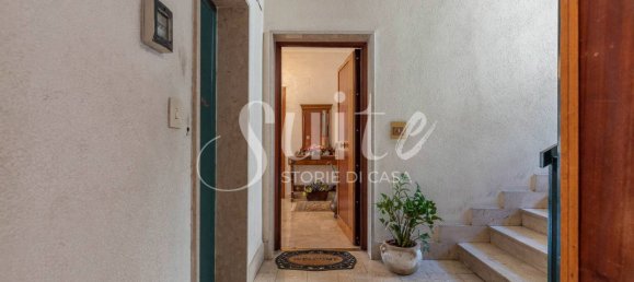 4 bedrooms Apartment in Palermo, Italy No. 221802 90