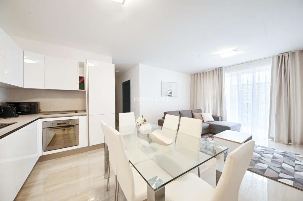 2 غرف نوم شقة في Ta' Xbiex, Malta رقم 9673