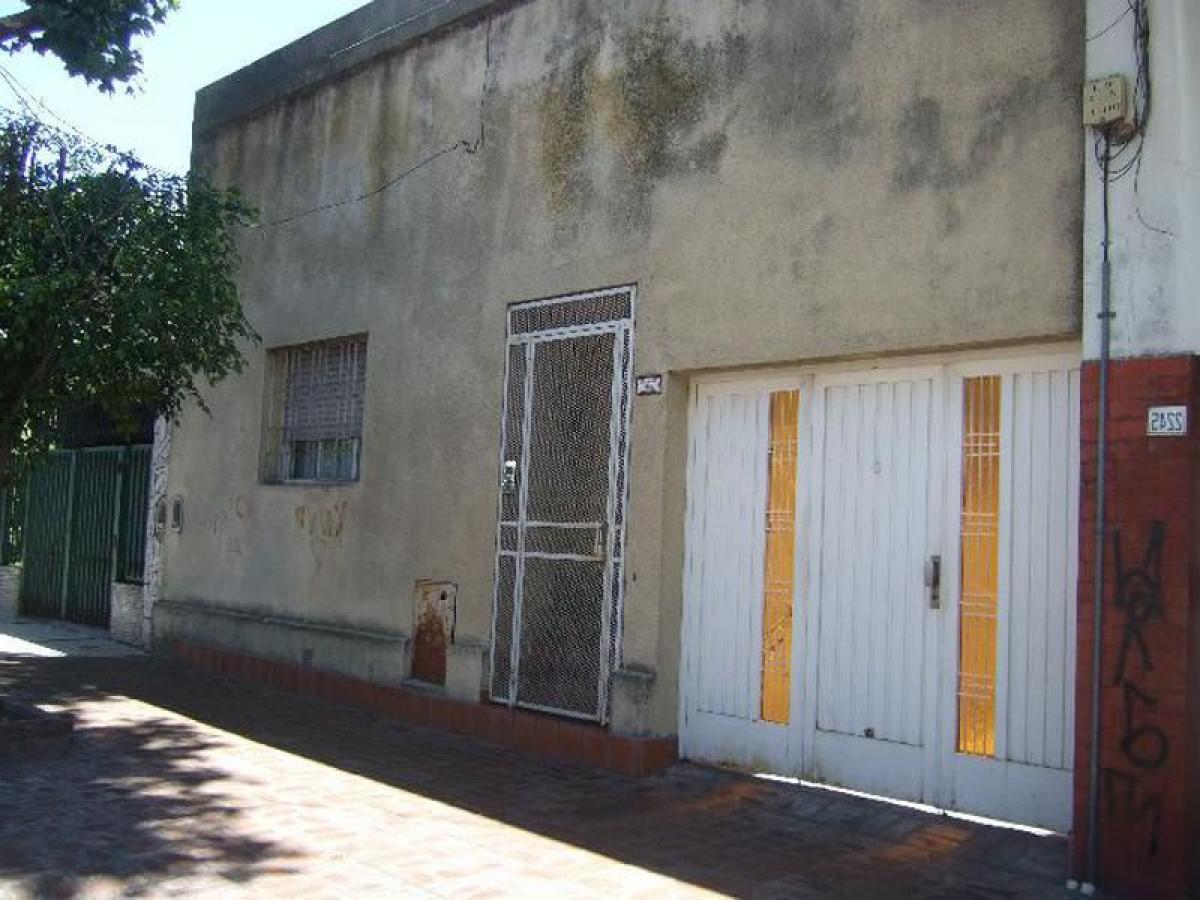 2 bedrooms House in General San Martin, Argentina No. 51337
