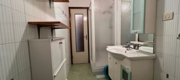 2-salle Appartement à Spotorno, Italy No. 12776 9