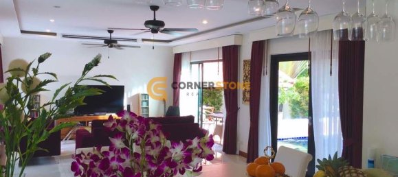 Кафе / ресторан 206м² в Чонбури, Таиланд № 1894 8