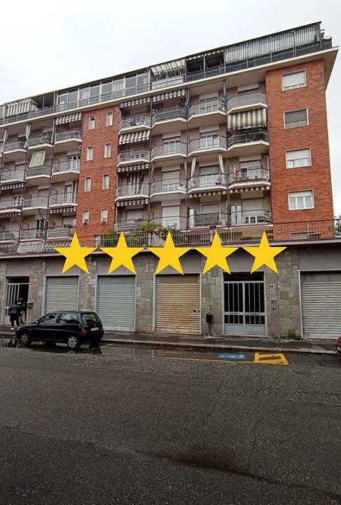 2 bedrooms Apartment in Turin, Italy No. 367878