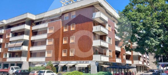 5 rooms Penthouse in Varese, Italy No. 68819 130