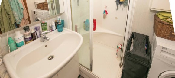 2 bedrooms Apartment in Genoa, Italy No. 371159 11