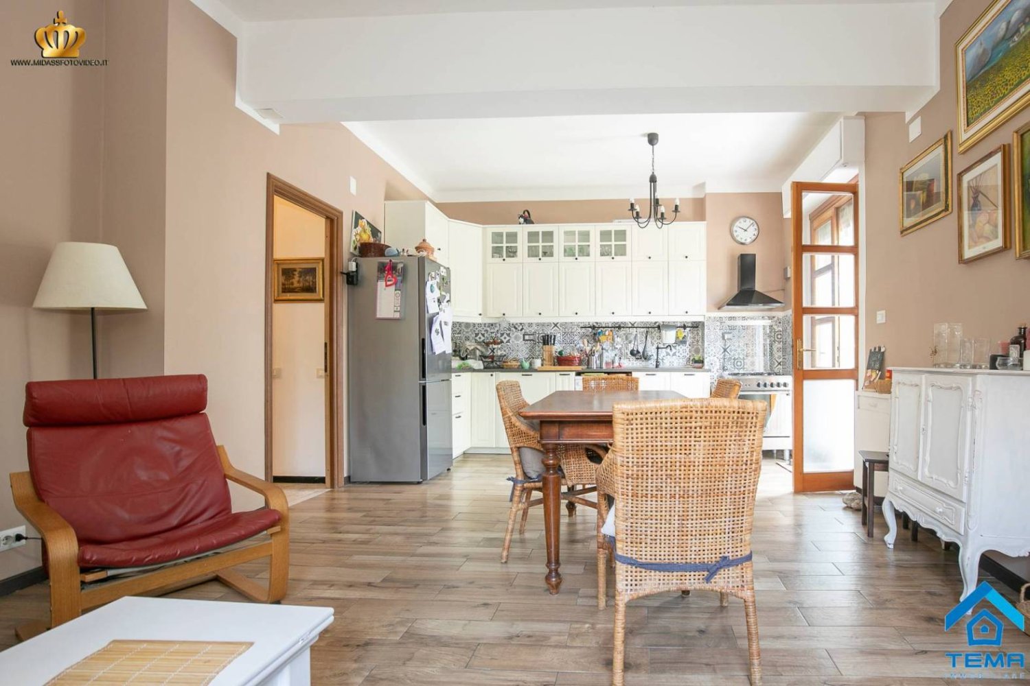 2 bedrooms Apartment in Genoa, Italy No. 371159