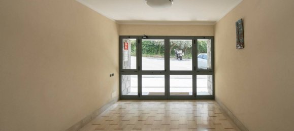 2 bedrooms Apartment in Genoa, Italy No. 371159 18