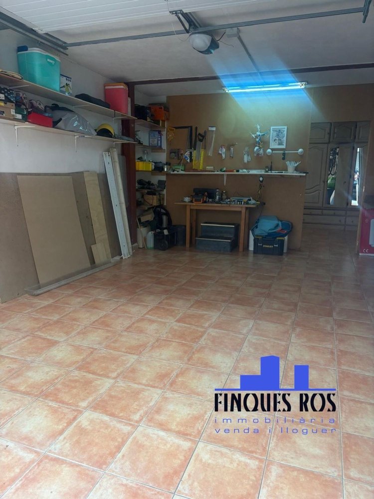 Propriété commerciale à Vinaros, Spain 100m² No. 235419