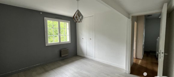 Casa de 3 dormitorios en Taverny, France No. 298951 10