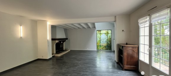 Casa de 3 dormitorios en Taverny, France No. 298951 3