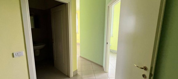 55m² Office in Cesena, Italy No. 342611 7