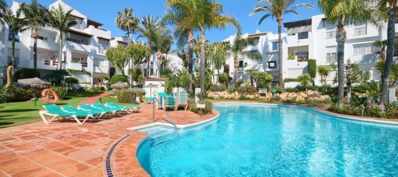 Квартира с 2 спальнями в Эстепона, Испания № 101946 3