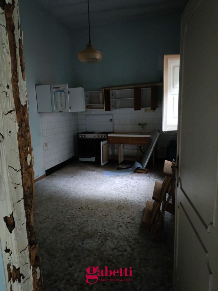 4 rooms Castles in Corigliano d'Otranto, Italy No. 34973