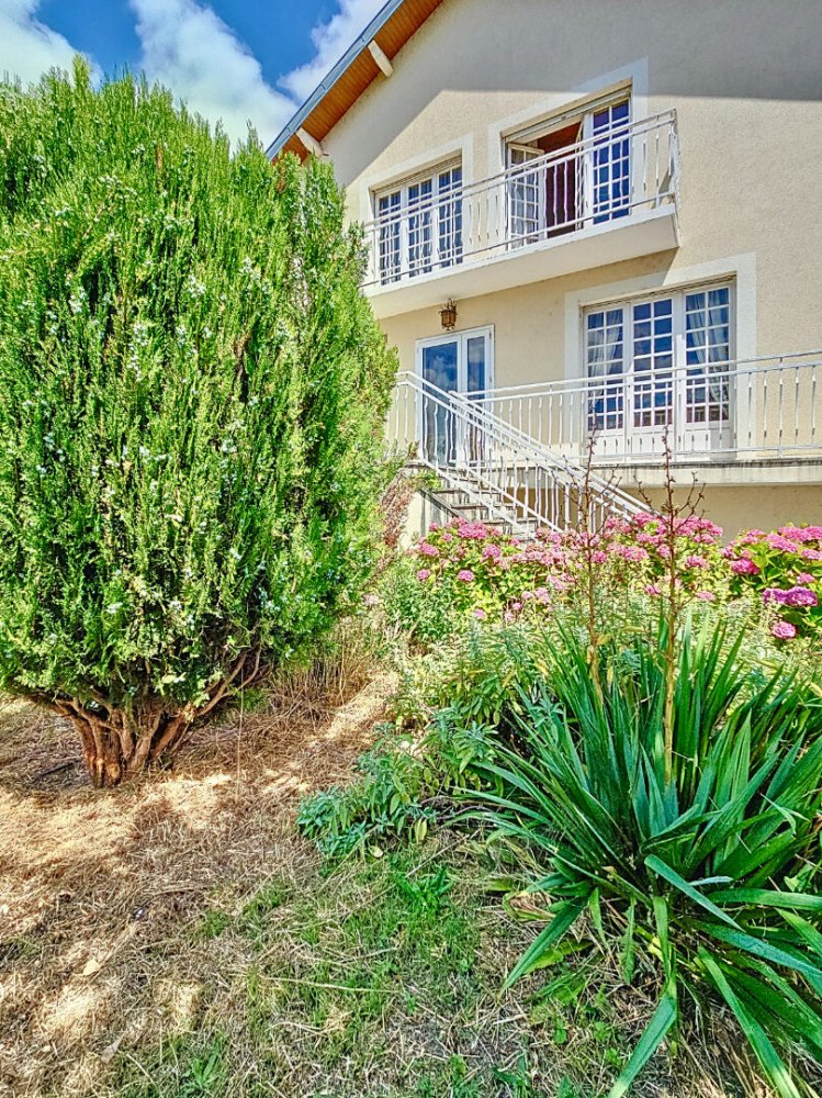 5 chambres Maison à Laneuveville-devant-Nancy, France No. 322315